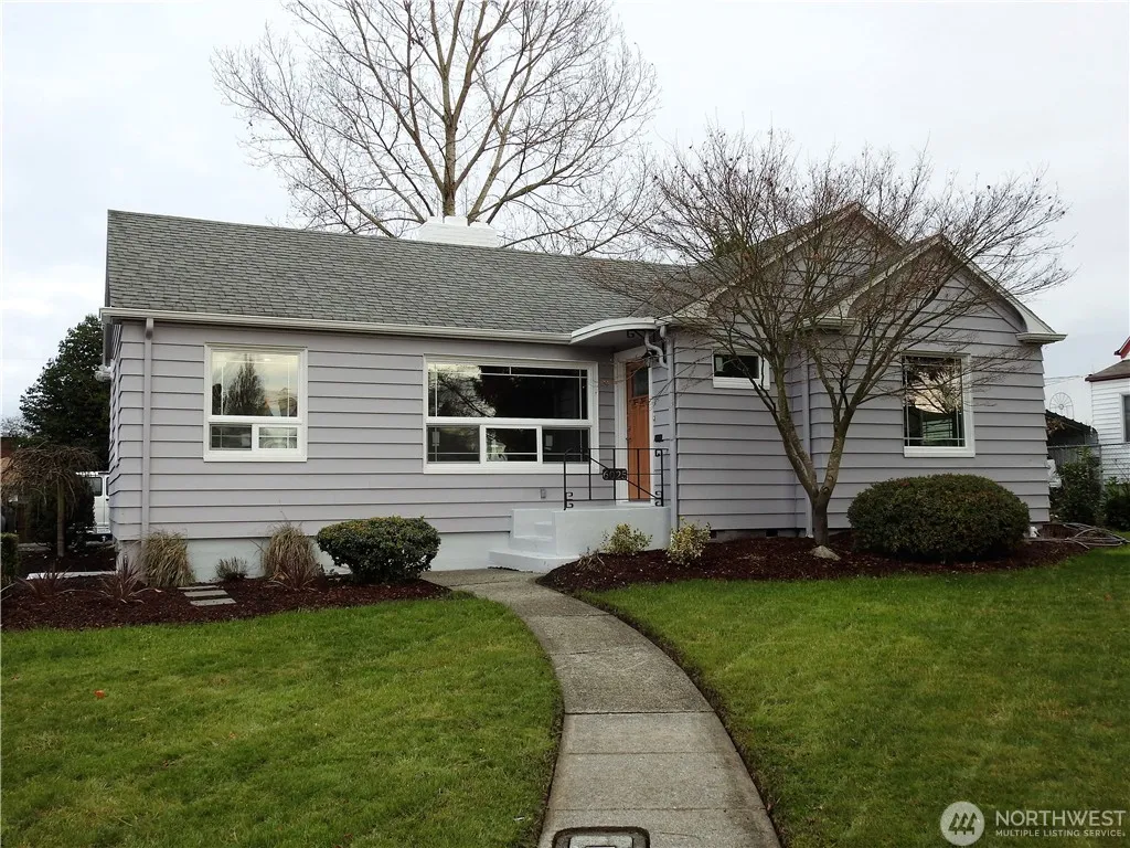 Showcase property photo for 6025 Pacific Ave