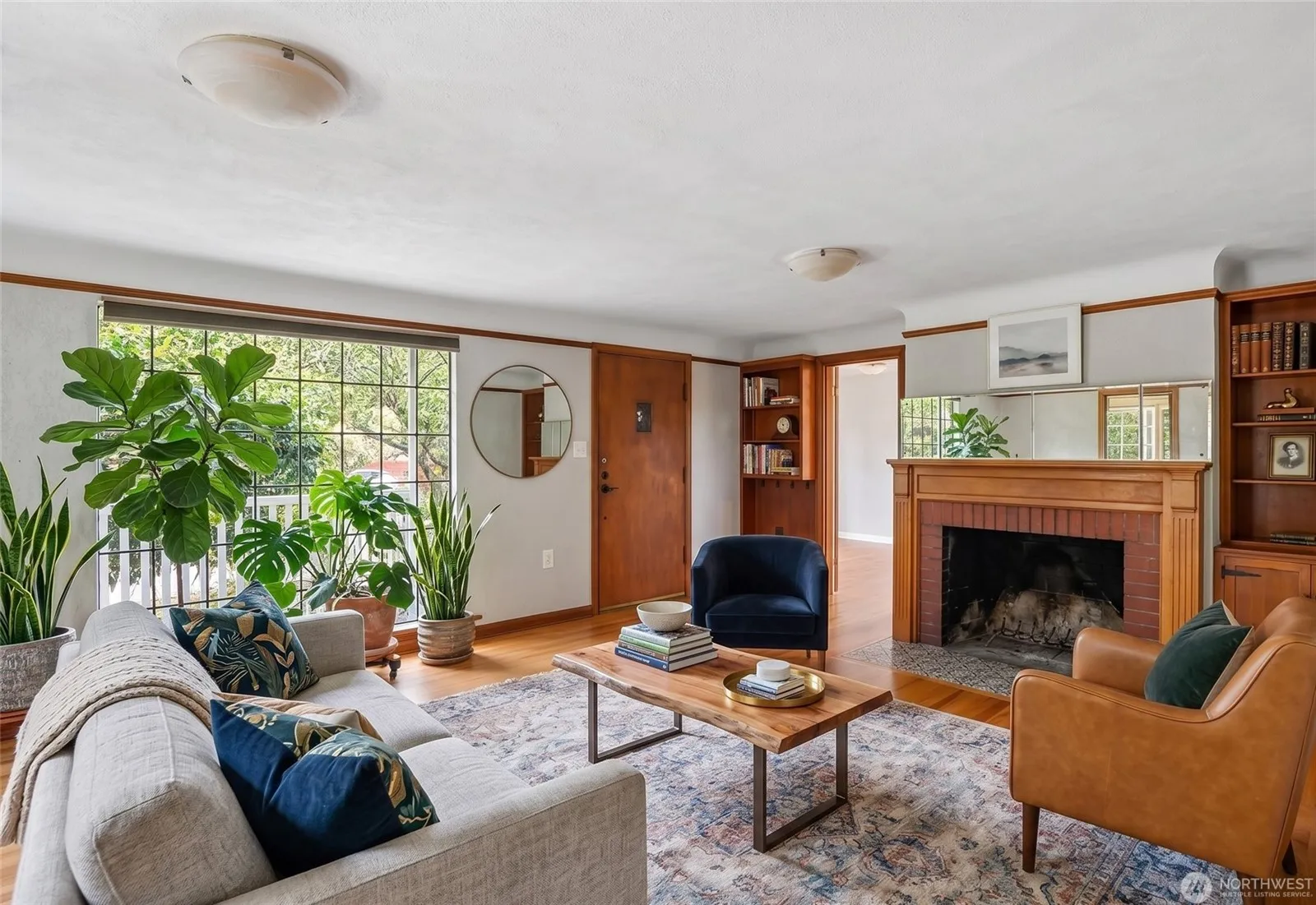 Secondary property snapshot 3 for 739 N 165th St