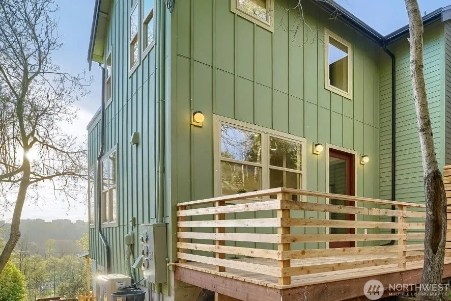 Showcase property photo for 4586 22nd Ave SW