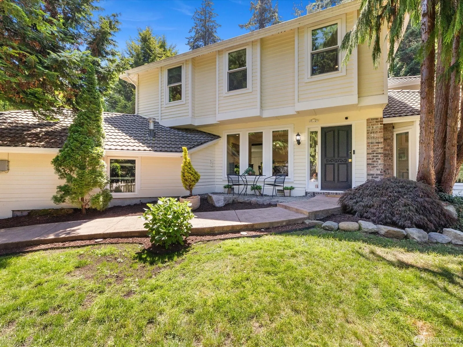 Showcase property photo for 6914 163rd Place SW